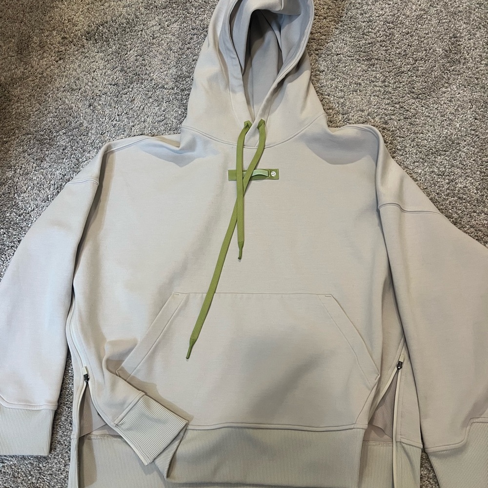 Noli Light Gray and Olive Jacket